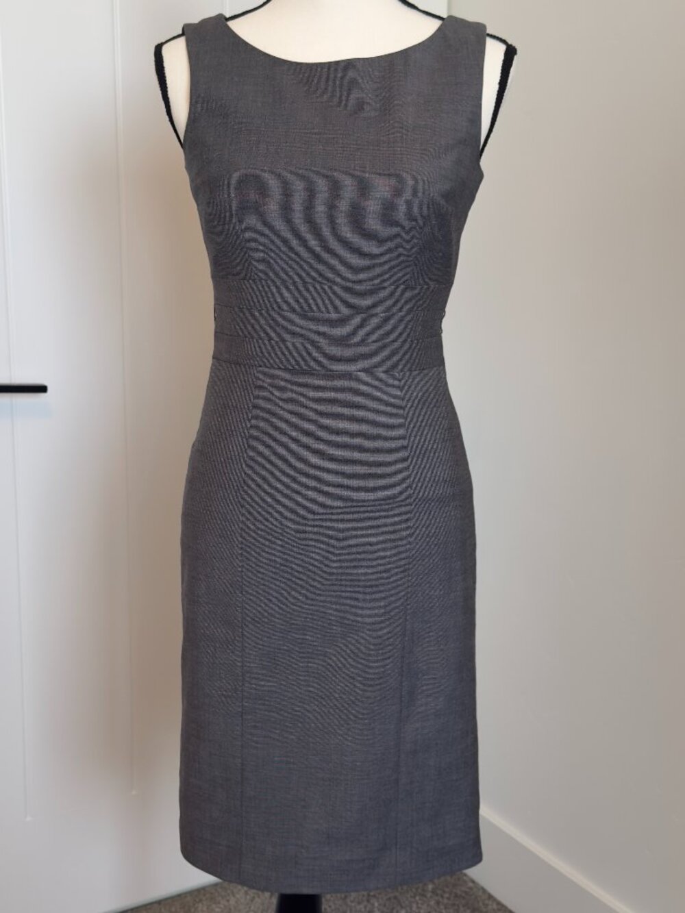 H&M Gray Sleeveless Sheath Career Dress